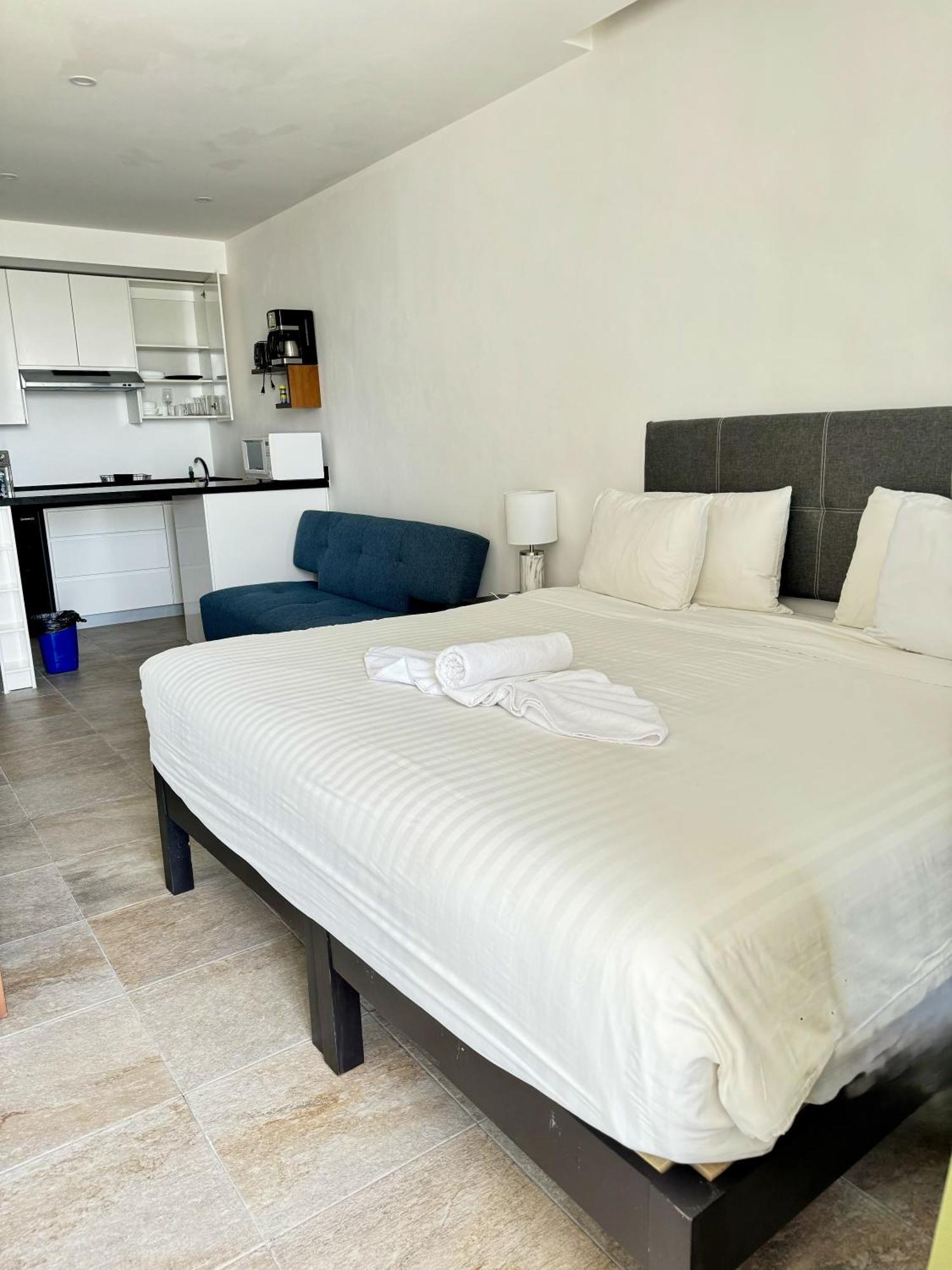 Studios With Roofpool In Vanessa 24 Πλάγια Ντελ Κάρμεν Δωμάτιο φωτογραφία